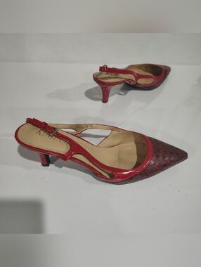 INDIAMO Classic Red Patent Slingback Kitten Heels with Buckle Strap Size 11W